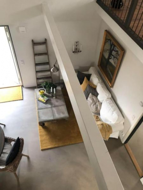 Mellan hav och åker nära Ystad in Ystad